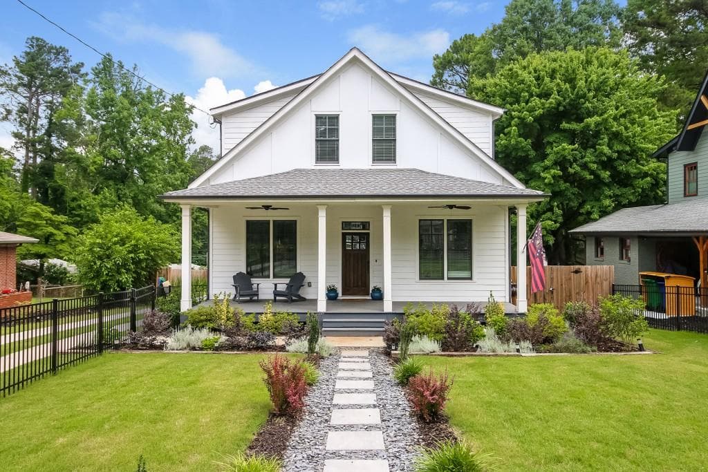 4 bedroom, 2,764 sq ft single family residence sold at 1283 Fenway Circle, Decatur, GA 30030