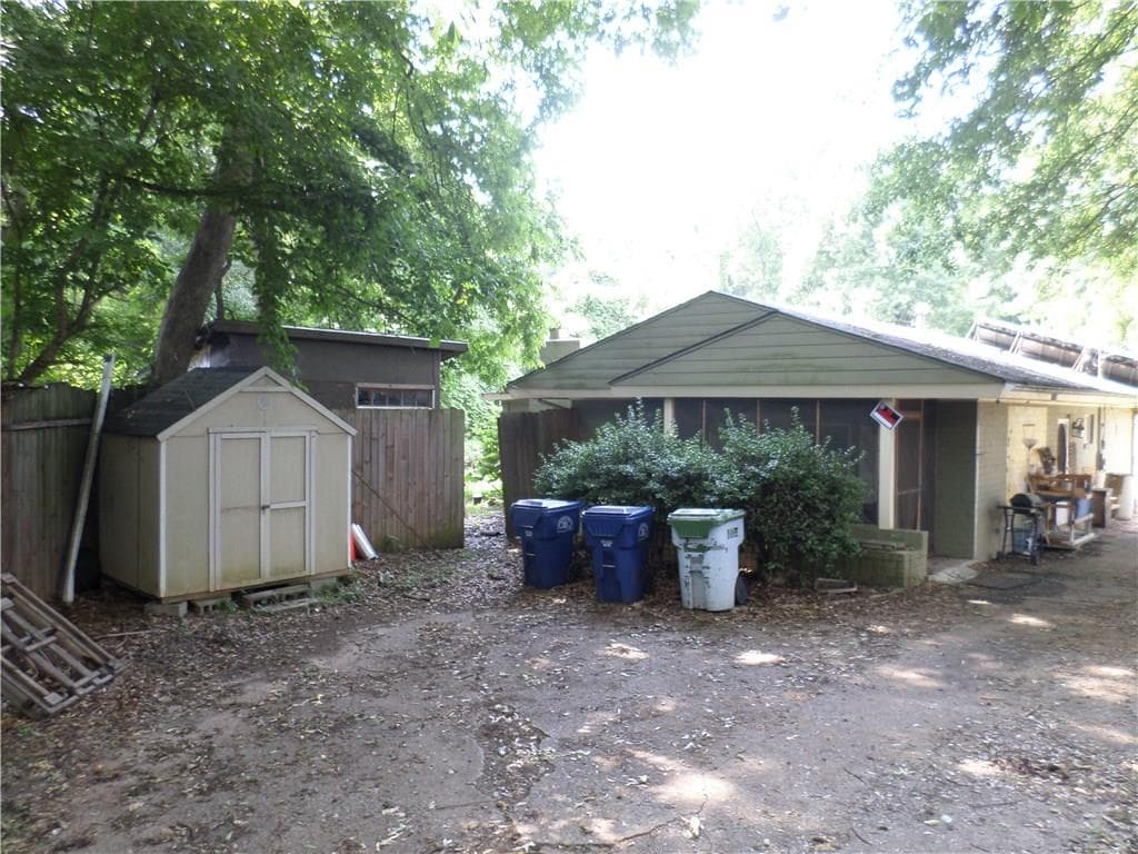 3 bedroom, 1,335 sq ft single family residence sold at 171 Whitefoord Avenue, Atlanta, GA 30317