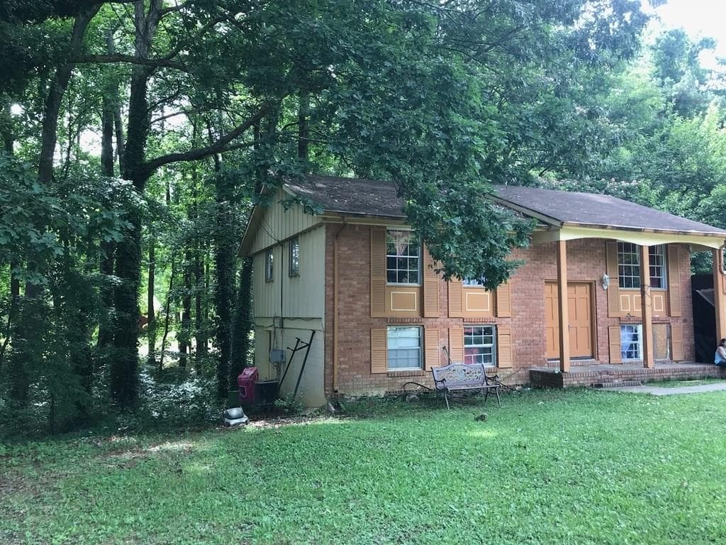2880 Valley Brook Drive, Marietta, GA 30008 — most recent listing photo
