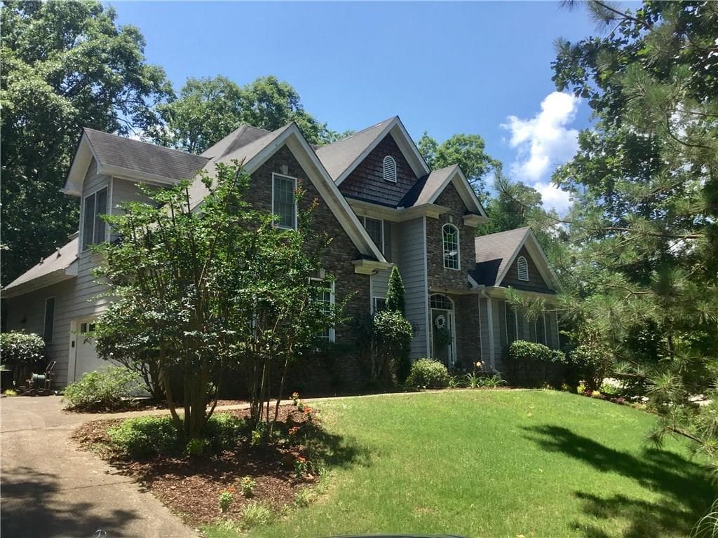 7945 Willow Point, Gainesville, GA 30506 — most recent listing photo