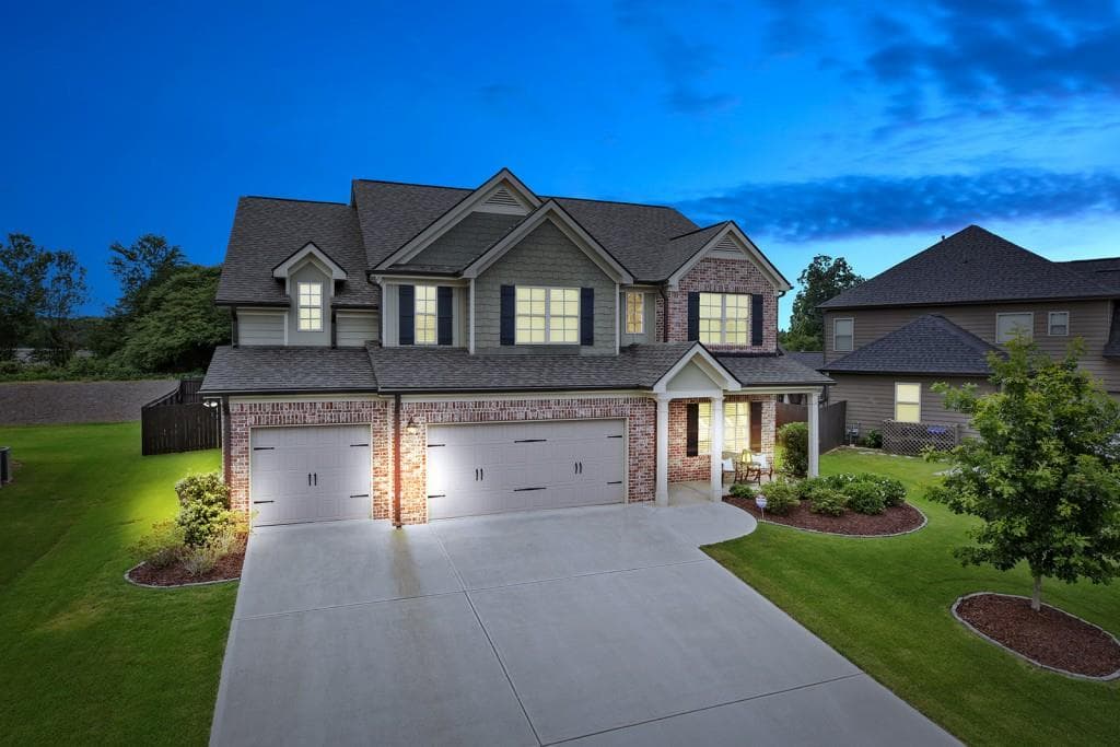 5 bedroom, 3,035 sq ft single family residence sold at 4220 Standing Rock Way, Cumming, GA 30028