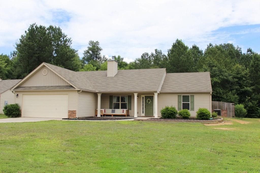 1429 Silvergate Way, Winder, GA 30680 — most recent listing photo