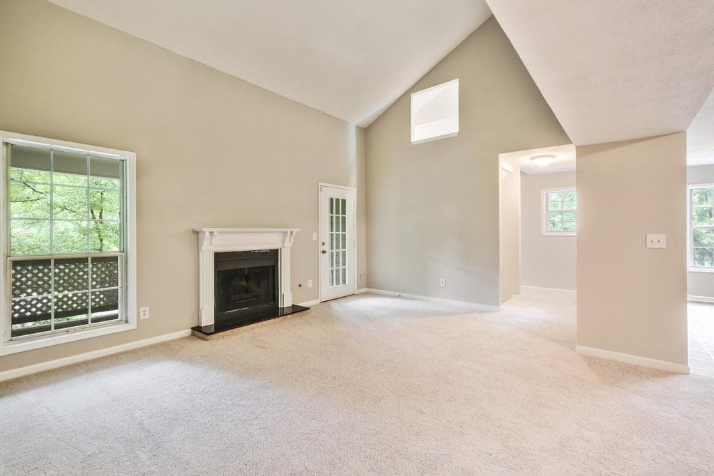4460 Pineridge Circle, Dunwoody, GA 30338 — most recent listing photo