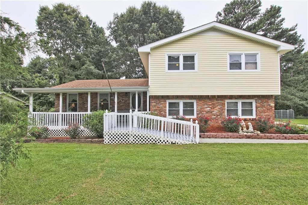 2877 Springlake Drive, Buford, GA 30519 — most recent listing photo