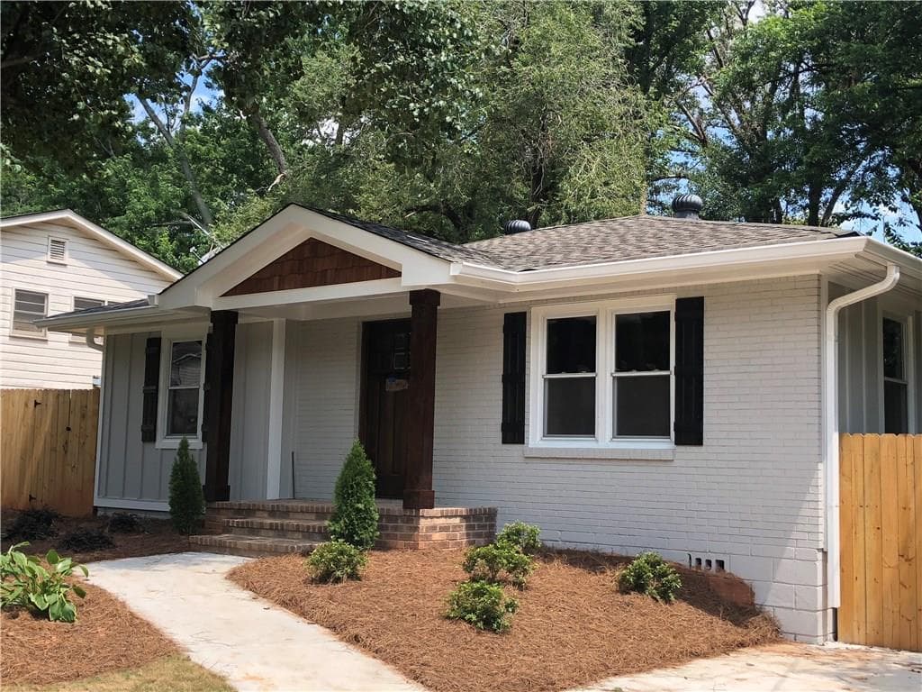 985 Pinehurst Drive, Smyrna, GA 30080 — most recent listing photo