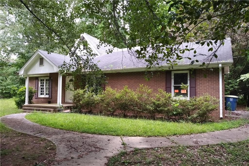 2708 Pine Hill Drive, Kennesaw, GA 30144 — most recent listing photo