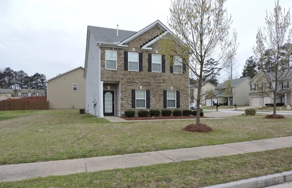 7101 Creststone Way, Lithonia, GA 30038 — most recent listing photo