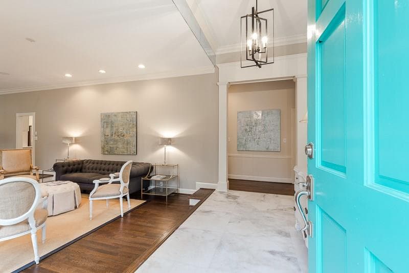 5 bedroom, 4,634 sq ft single family residence sold at 1724 Ridge Valley Court, Atlanta, GA 30327