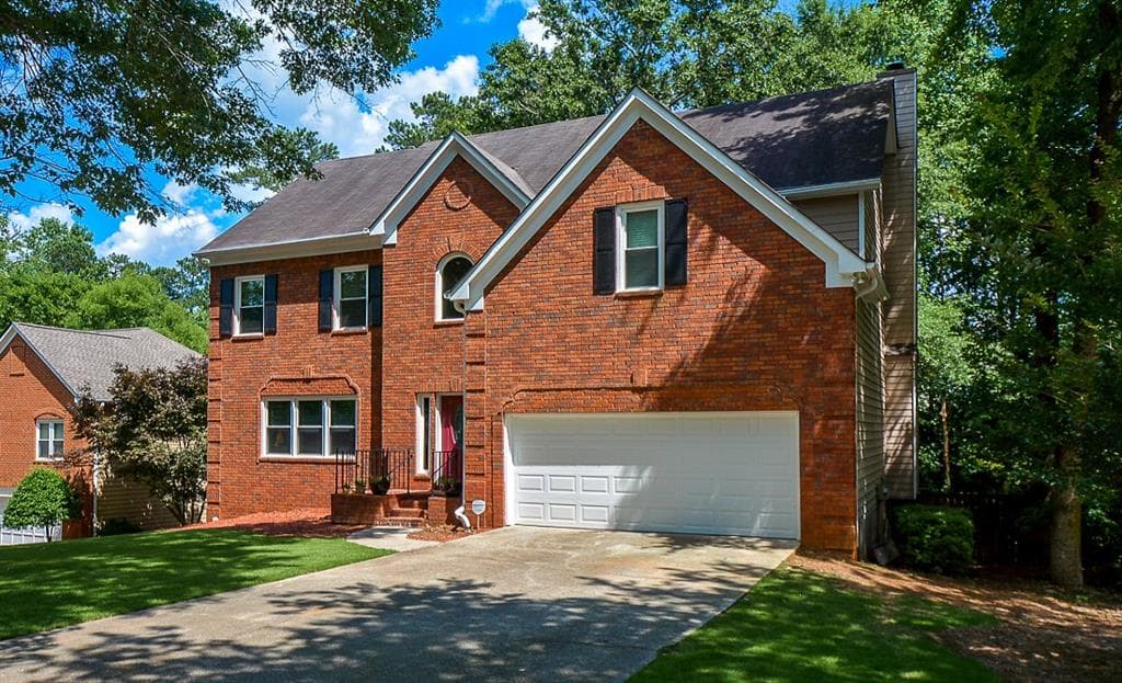4 bedroom, 2,532 sq ft single family residence sold at 272 Inwood Trail, Lawrenceville, GA 30043