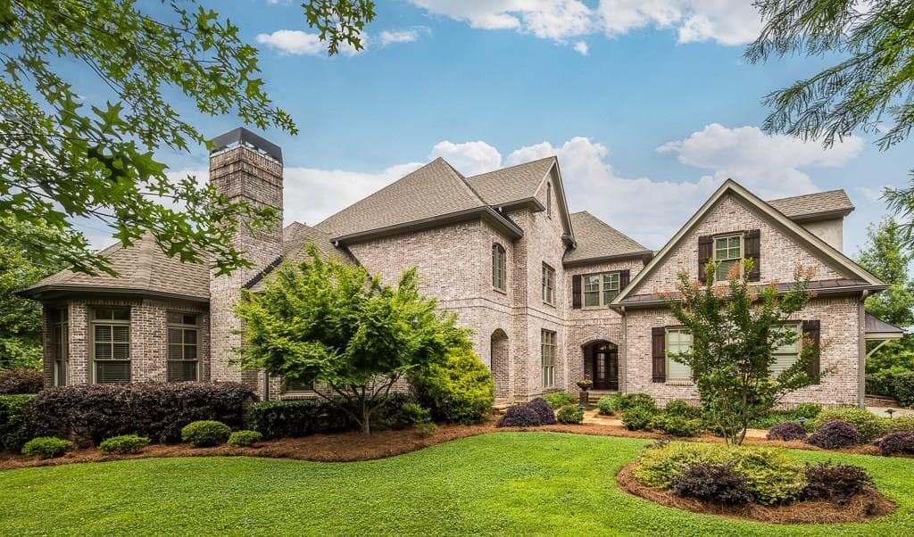 980 Mount Vernon Estates, Dunwoody, GA 30338 — most recent listing photo