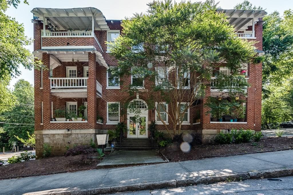 1 bedroom condominium sold at 685 Argonne Avenue 6, Atlanta, GA 30308