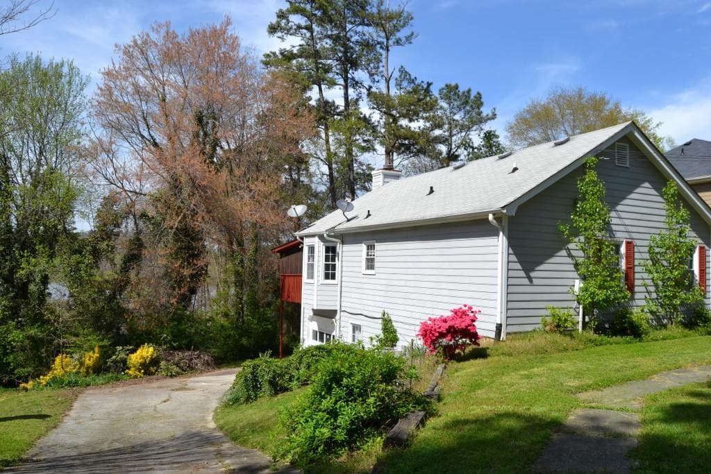 4473 Cary Drive, Snellville, GA 30039 — most recent listing photo