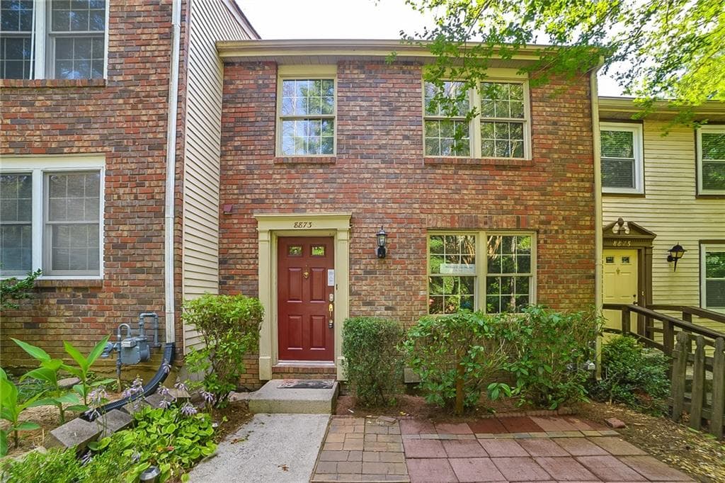 8873 Roberts Drive, Sandy Springs, GA 30350 — most recent listing photo