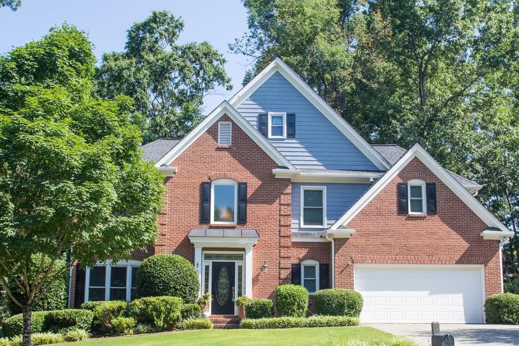 5 bedroom, 4,031 sq ft single family residence sold at 420 Thorntree Pass, Lawrenceville, GA 30043