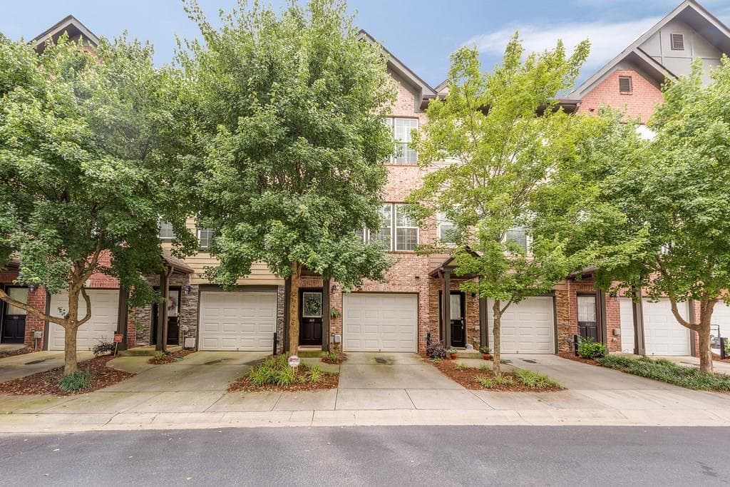 3670 Ashford Creek View, Brookhaven, GA 30319 — most recent listing photo