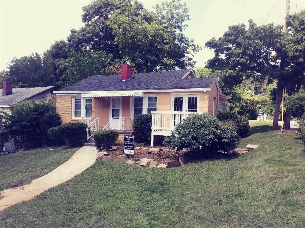 3 bedroom, 1,318 sq ft single family residence sold at 1325 Eason Street, Atlanta, GA 30314