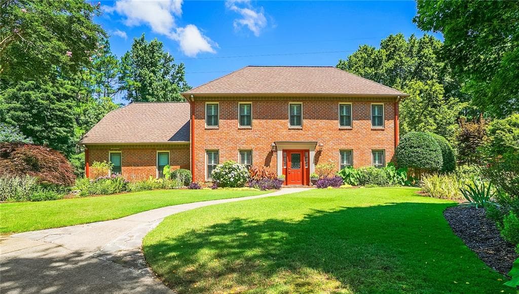 5 bedroom, 3,778 sq ft single family residence sold at 3357 River Birch Way, Roswell, GA 30075