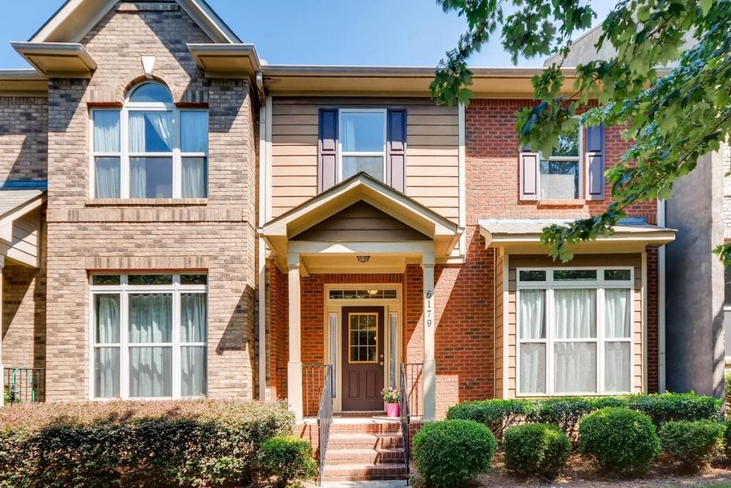 6179 Thorncrest Drive, Tucker, GA 30084 — most recent listing photo