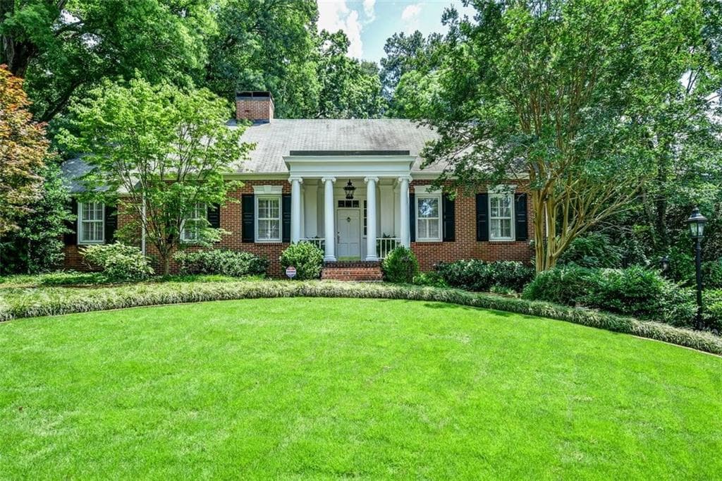 3 bedroom, 2,990 sq ft single family residence sold at 1183 Bellaire Drive, Atlanta, GA 30319