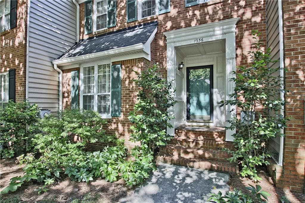 1936 Ivy Glen Drive, Smyrna, GA 30082 — most recent listing photo