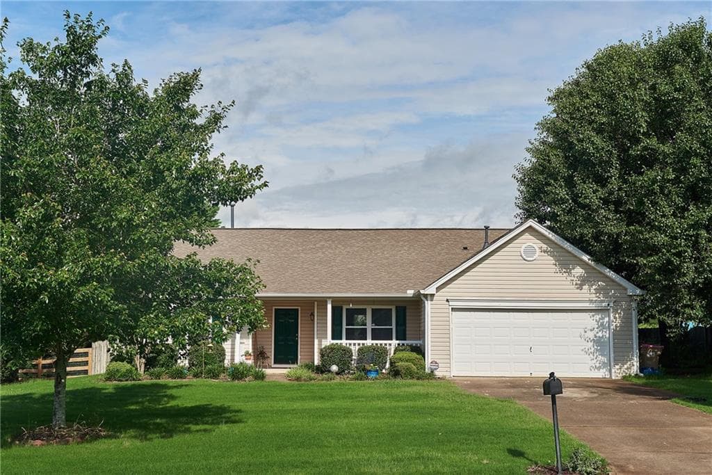 7520 Tatum Woods Drive, Cumming, GA 30028 — most recent listing photo