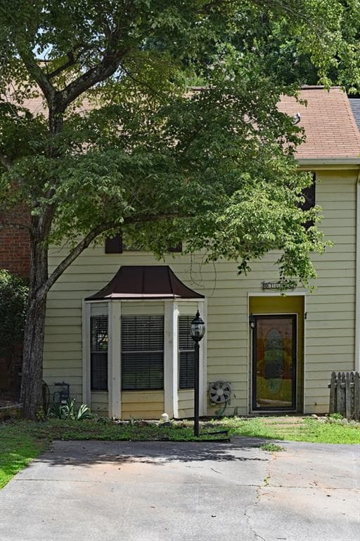 1068 Travelers Trail, Kennesaw, GA 30144 — most recent listing photo