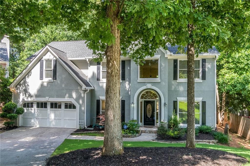 4 bedroom, 2,344 sq ft single family residence sold at 1080 Northpointe Trace, Roswell, GA 30076