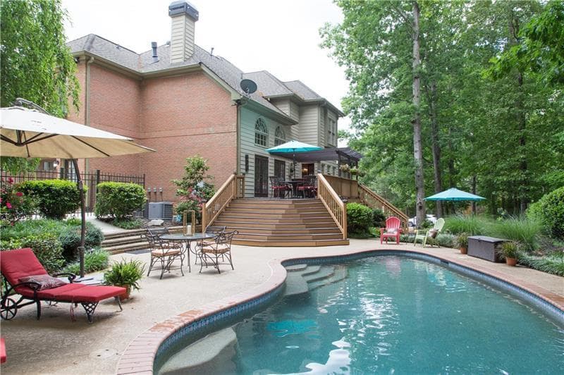 5 bedroom, 5,004 sq ft single family residence sold at 800 Millsbee Drive, Roswell, GA 30075