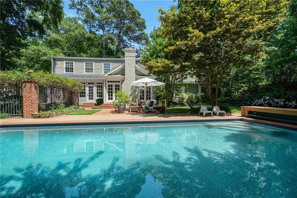5 bedroom, 4,467 sq ft single family residence sold at 1630 W Sussex Road, Atlanta, GA 30306