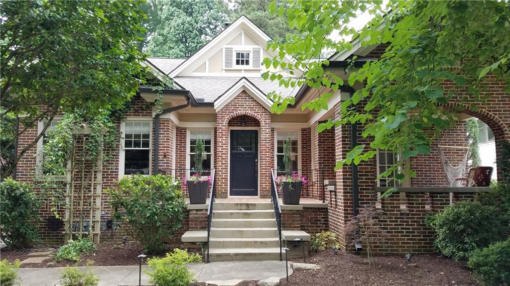 4 bedroom, 3,282 sq ft single family residence sold at 1430 N Morningside Drive, Atlanta, GA 30306