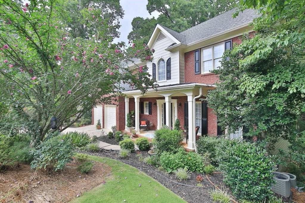 5 bedroom, 3,376 sq ft single family residence sold at 1735 Brickton Station, Buford, GA 30518