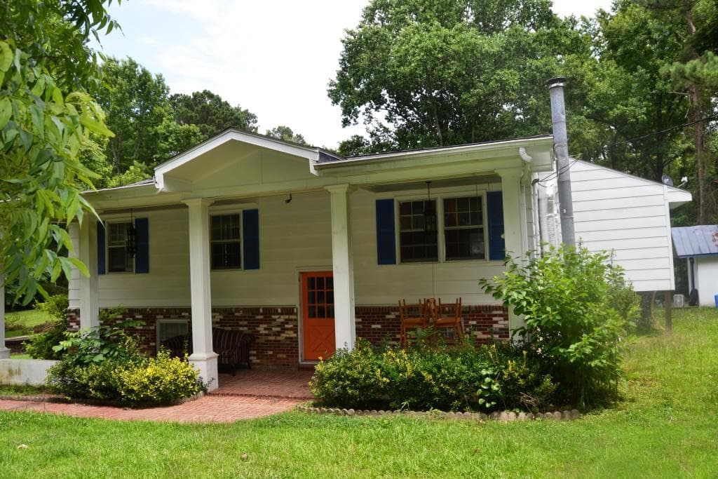 3689 Irwin Bridge Road, Conyers, GA 30012 — most recent listing photo