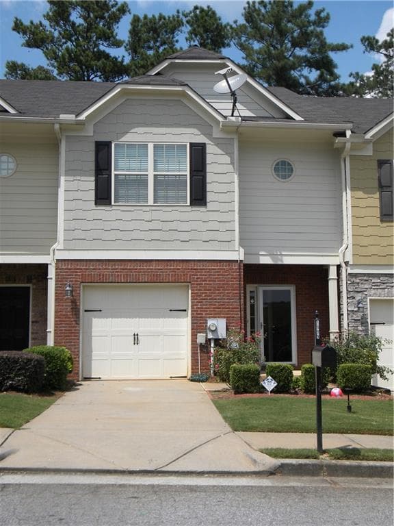 1999 Burns View Lane, Lawrenceville, GA 30044 — most recent listing photo