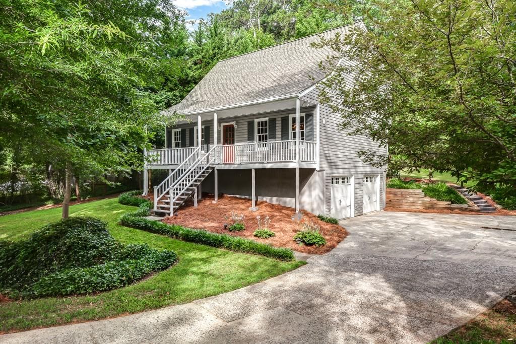 3 bedroom, 2,234 sq ft single family residence sold at 3375 Holliglen Drive, Marietta, GA 30062