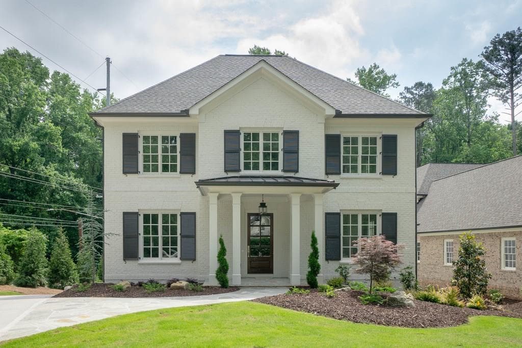 4 bedroom, 4,214 sq ft single family residence sold at 3091 Rhodenhaven Drive, Atlanta, GA 30327