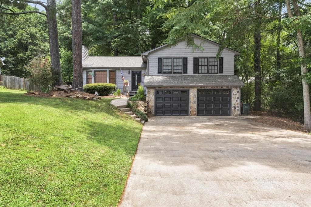 204 FOREST Way, Woodstock, GA 30188 — most recent listing photo