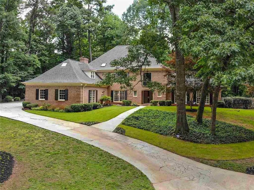 8220 Tynecastle Drive, Sandy Springs, GA 30350 — most recent listing photo