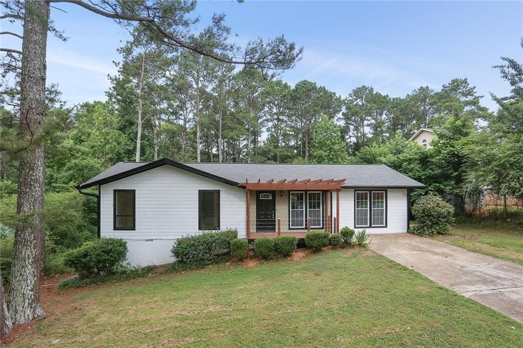 4 bedroom single family residence sold at 1713 Old Camp Trail, Conyers, GA 30012