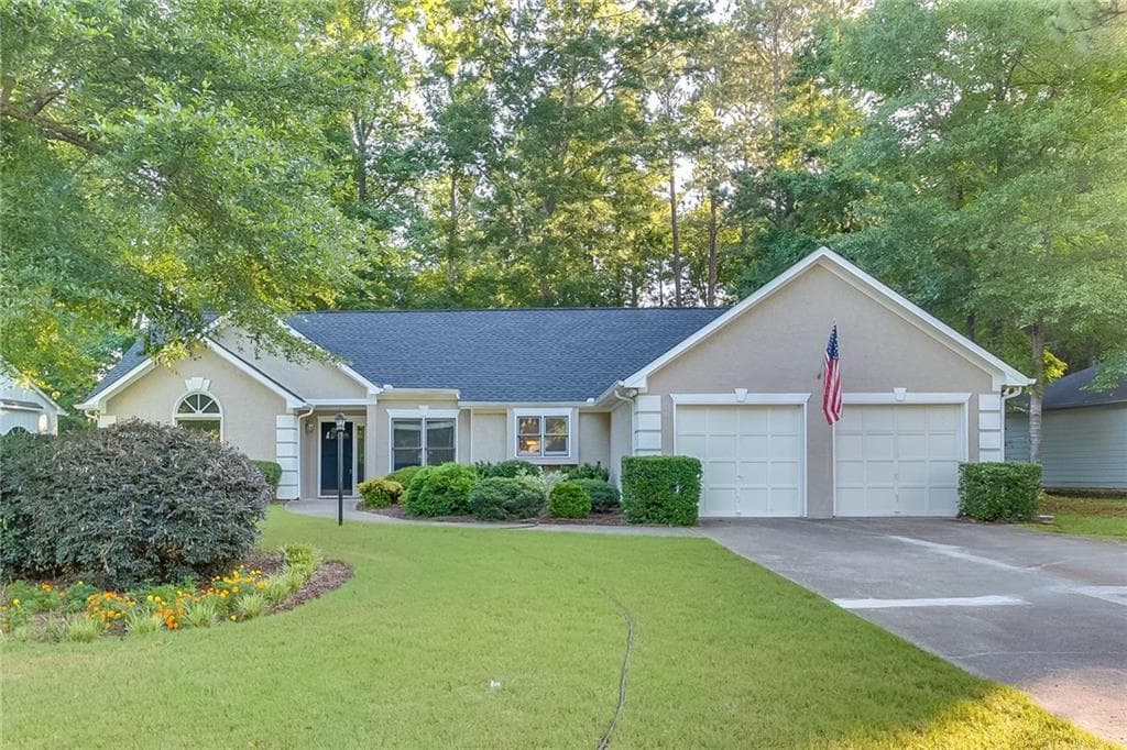 105 Rubicon Road, Peachtree City, GA 30269 — most recent listing photo