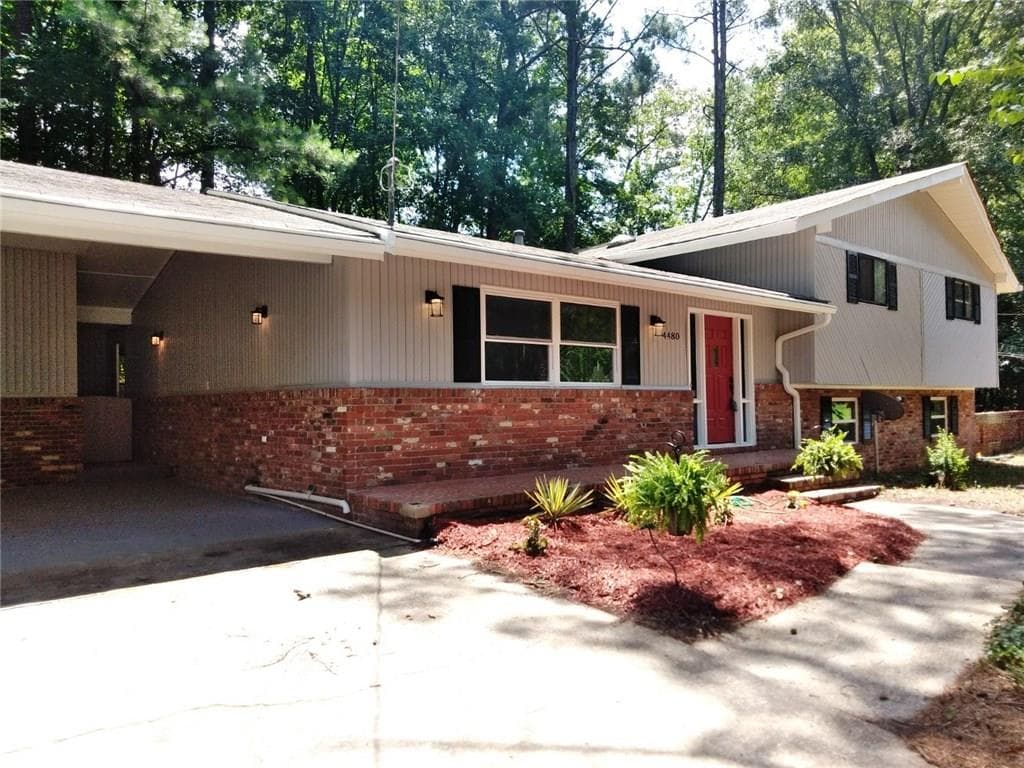 4480 Palm Springs Drive, East Point, GA 30344 — most recent listing photo