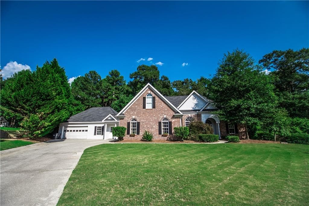 672 Shady Willow Lane, Loganville, GA 30052 — most recent listing photo