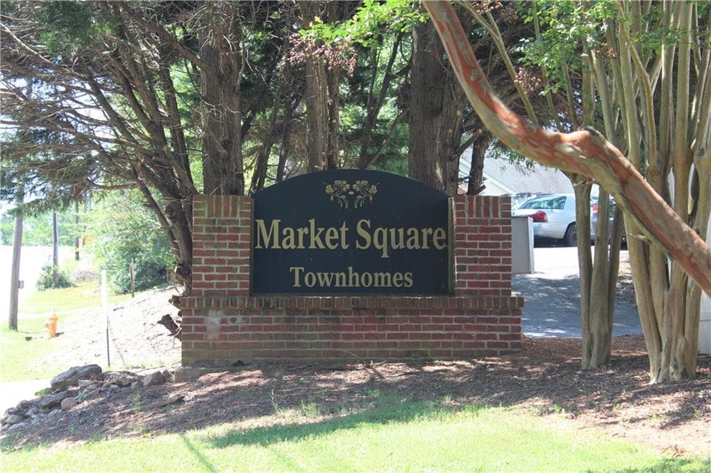 2 bedroom, 1,116 sq ft townhouse sold at 225 E Wilson Street 11b-13b, Villa Rica, GA 30180