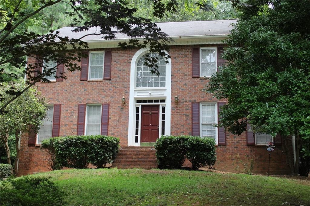 3900 SW Windhurst Drive, Lilburn, GA 30047 — most recent listing photo