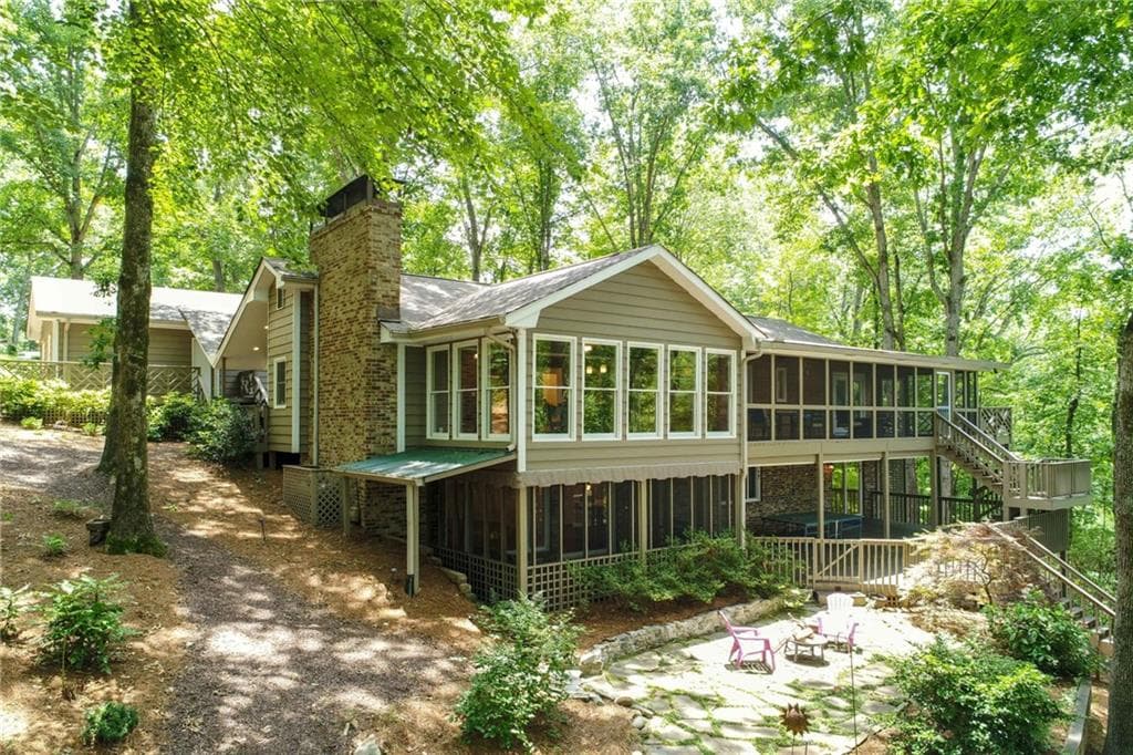 3883 Cherokee Ford, Gainesville, GA 30506 — most recent listing photo