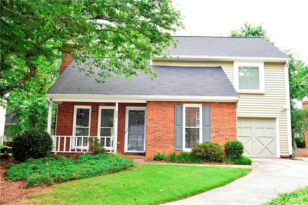 303 Roswell Green Lane, Roswell, GA 30075 — most recent listing photo