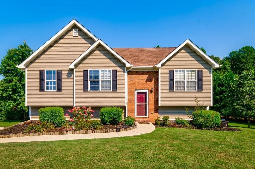6270 Bay Lane, Flowery Branch, GA 30542 — most recent listing photo