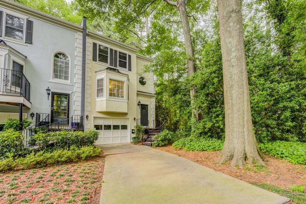 56 Sycamore Station, Decatur, GA 30030 — most recent listing photo