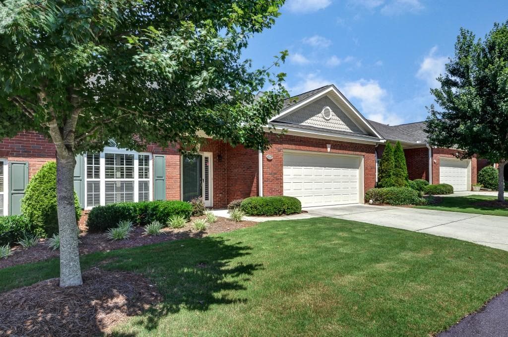 2 bedroom, 1,562 sq ft condominium sold at 575 Sawnee Corners Drive, Cumming, GA 30040