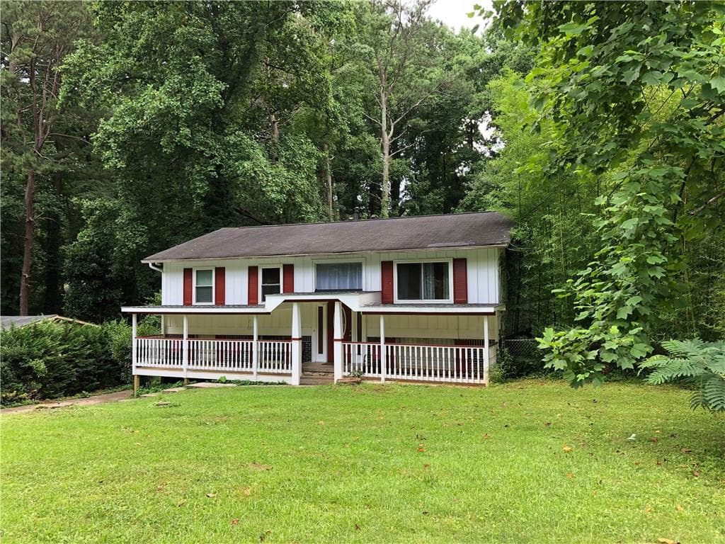 5 bedroom, 1,580 sq ft single family residence sold at 3888 Live Oak Drive, Atlanta, GA 30340