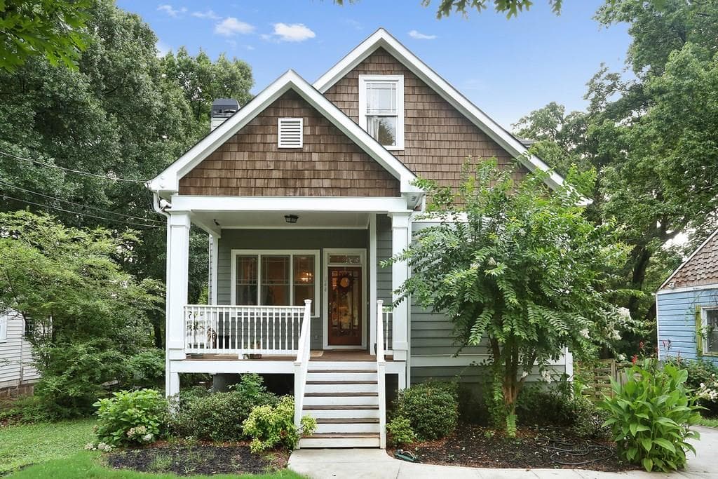 4 bedroom, 2,080 sq ft single family residence sold at 244 East Side Avenue, Atlanta, GA 30316